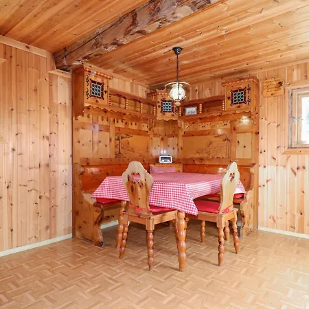 בית נופש Mit Sauna *